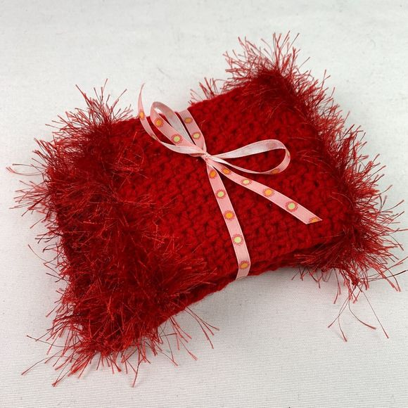 Mug Rugs Handmade Crochet Holiday Red Eyelash Edging Felt Back Set of 4 Coasters - Picture 2 of 8